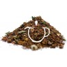 Détail feuilles d'ortie pétales de rose et morceaux de fraises Rooibos Vitalité